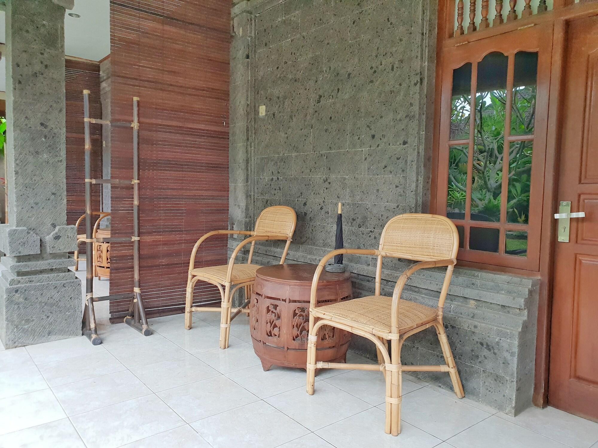 Отель Liyer House Lodtunduh Экстерьер фото